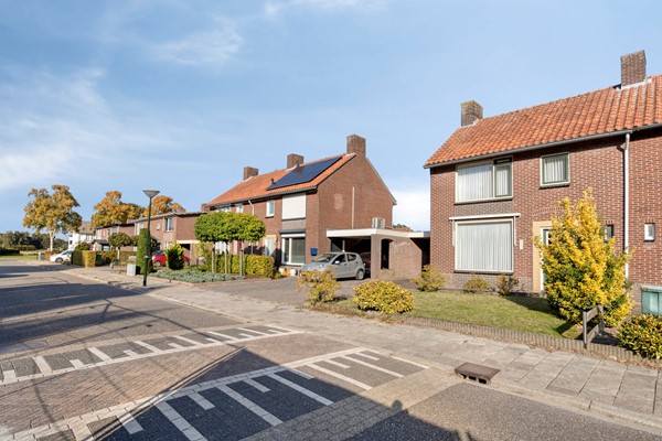 Medium property photo - Sint Lambertusstraat 13, 6023 BD Budel-Schoot